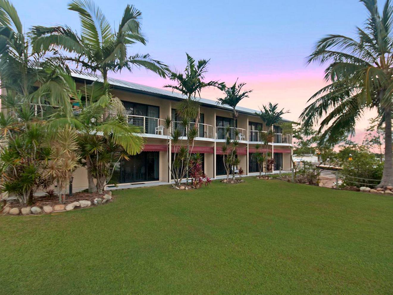 Hinchinbrook Marine Cove Resort Lucinda Ngoại thất bức ảnh